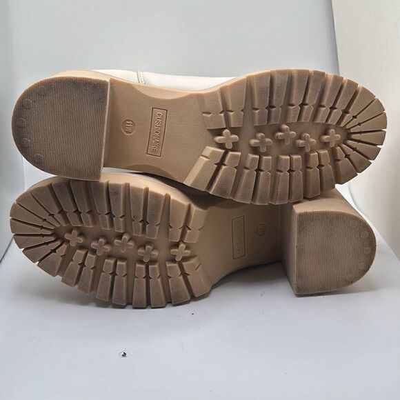 CUSHIONAIRE Women's Beckett chelsea boot +Memory Foam 11 WIDE CREAM - Picture 5 of 7